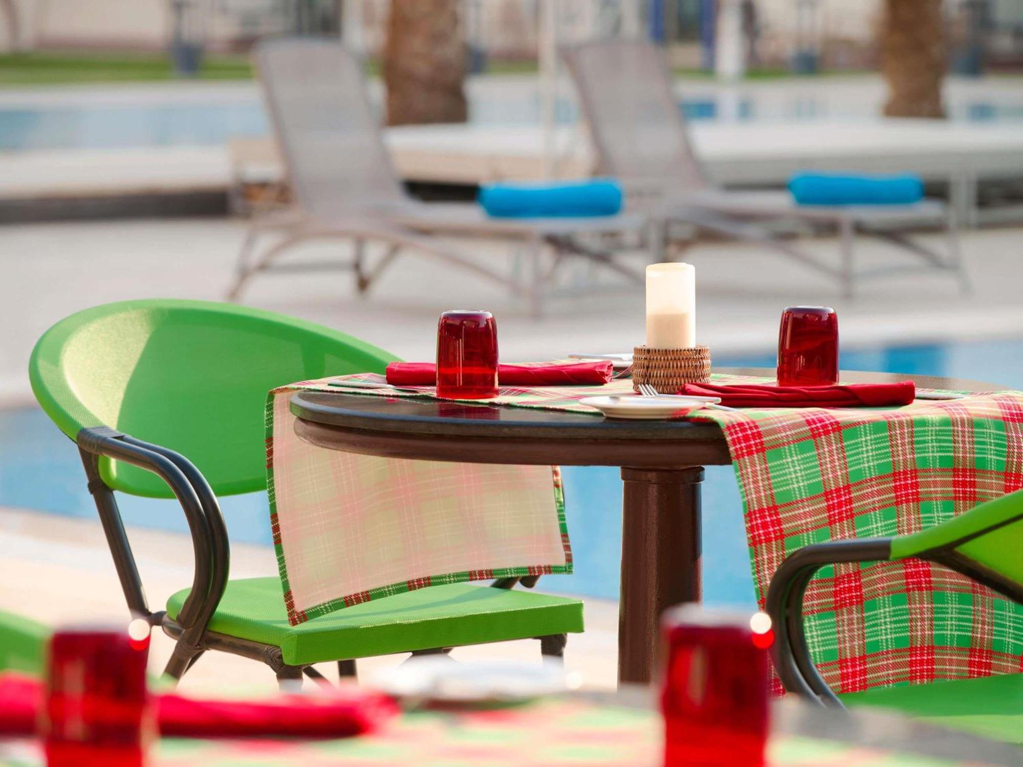 Novotel Cairo Airport Esterno foto