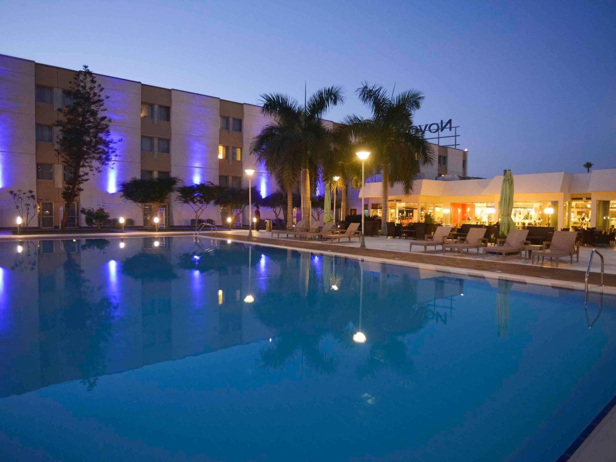 Novotel Cairo Airport Esterno foto