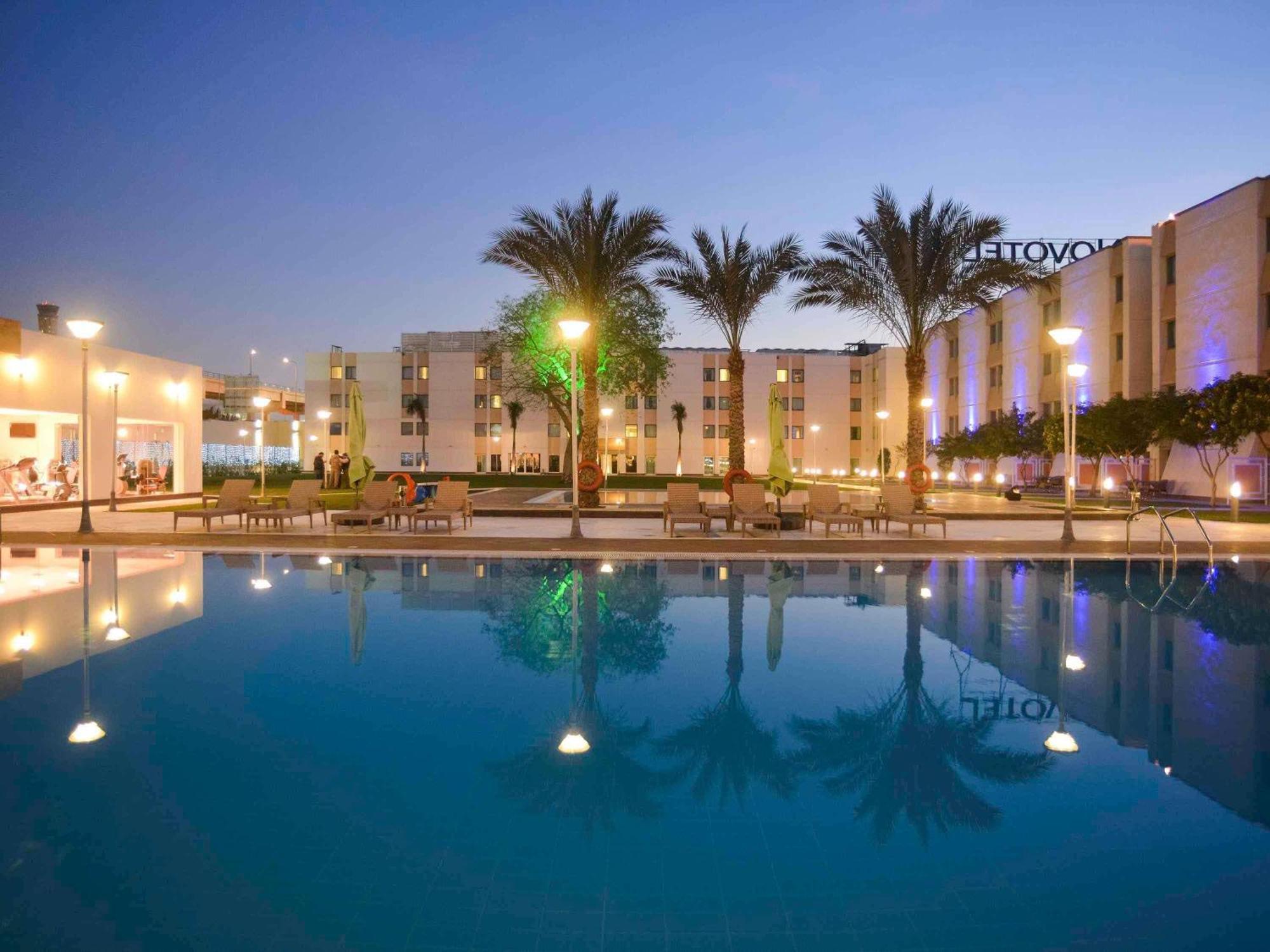 Novotel Cairo Airport Esterno foto